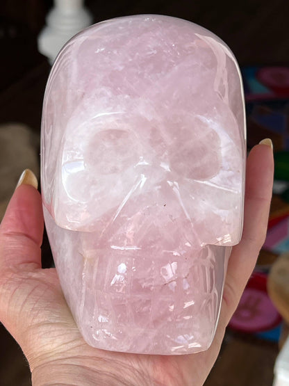 Rozenkwarts XL Skull/ kristallen schedel met regenboogjes