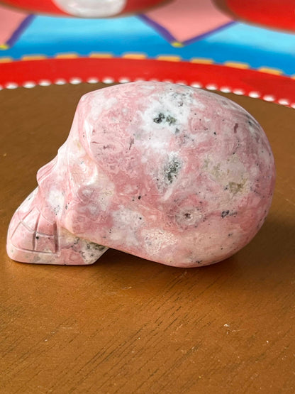 Rhodoniet S Skully/ kristallen schedel